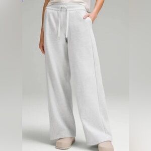 Lululemon Scuba Wide Leg sweatpants